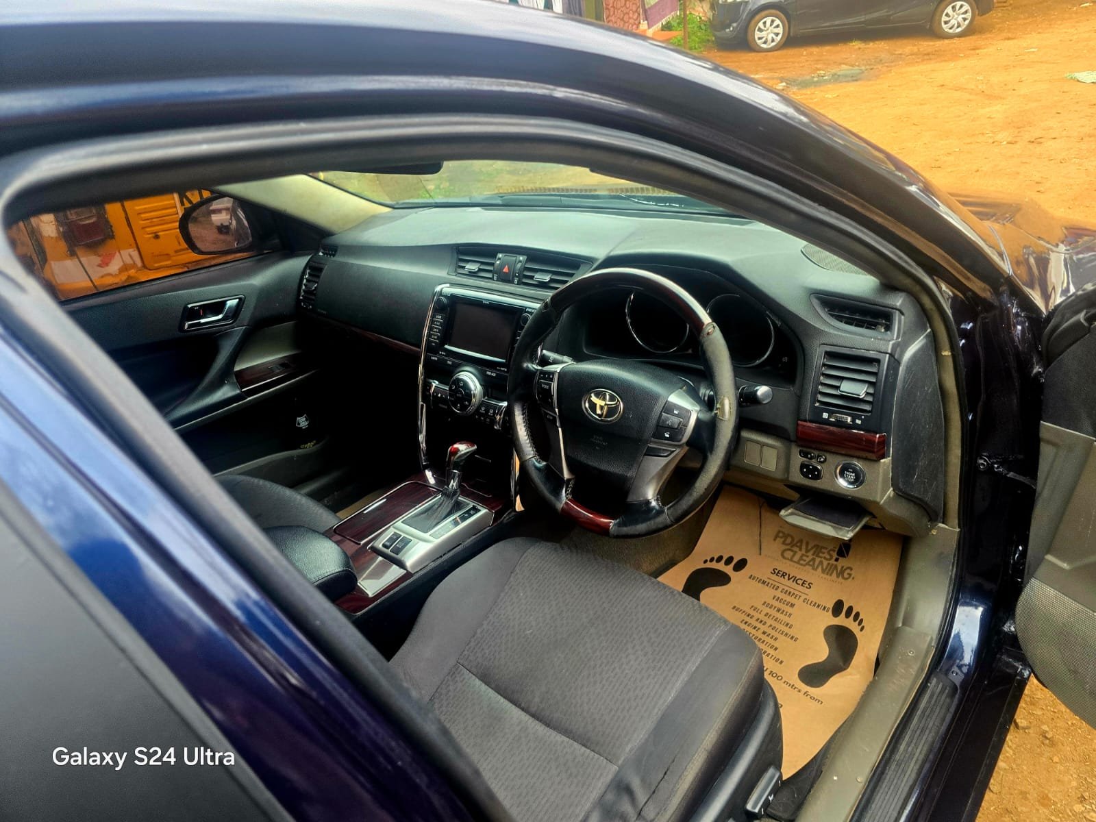 Toyota Mark X image 3